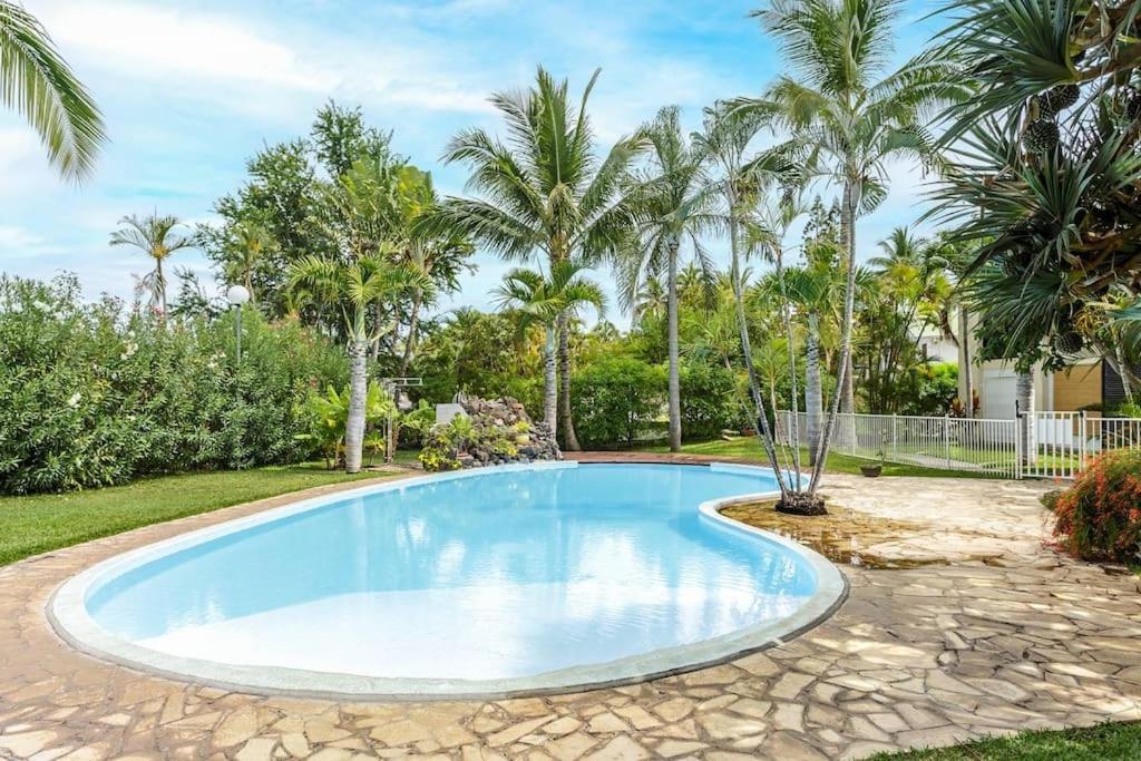 Le Saint-Gilles - Studio A St-Gilles-Les-Bains - Situe Dans Residence Privee Avec Piscine Εξωτερικό φωτογραφία